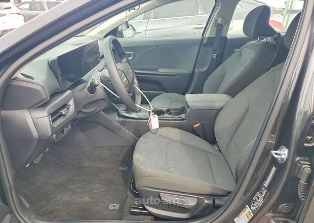 Kia K4