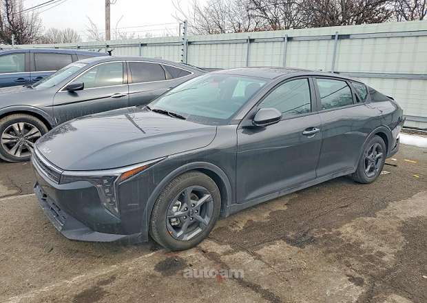 Kia K4
