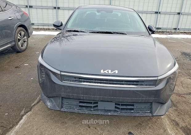Kia K4