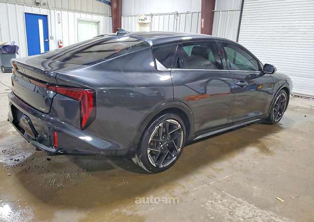 Kia K4