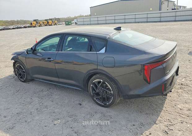 Kia K4