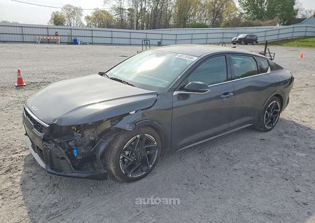 Kia K4