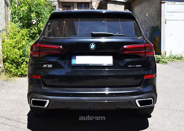 BMW X5 M 2021 — լուսանկար 14
