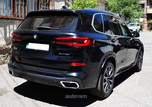 BMW X5 M 2021 — լուսանկար 15