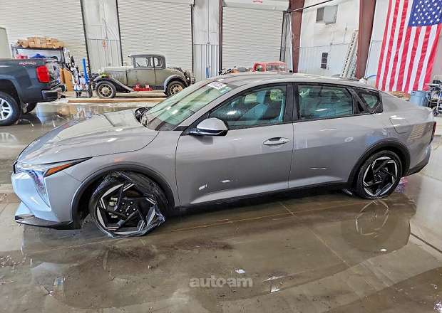 Kia K4