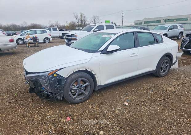 Kia K4