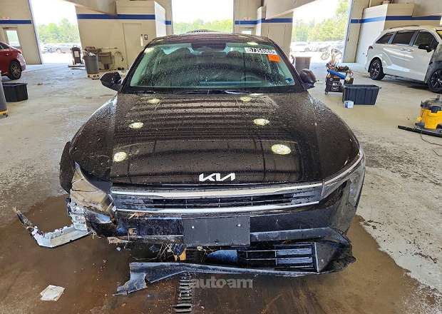 Kia K4