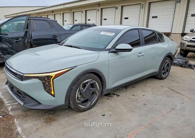 Kia K4