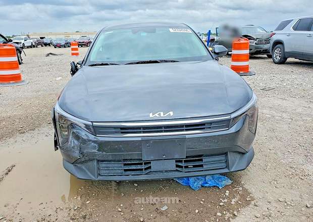 Kia K4