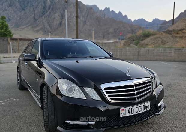 Mercedes-Benz E 350 2011 — լուսանկար 8