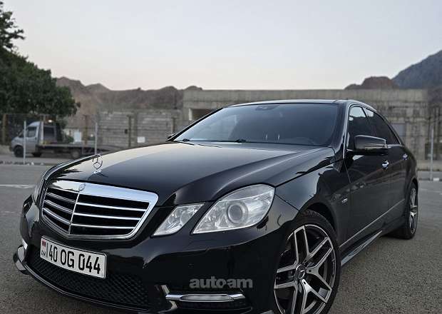 Mercedes-Benz E 350 2011 — լուսանկար 1