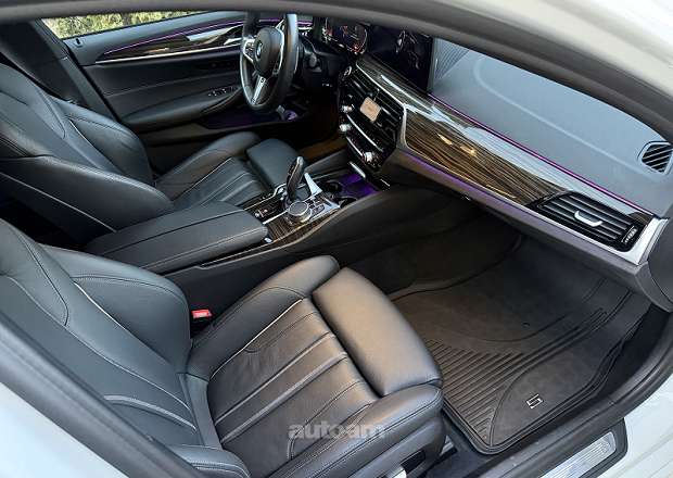 BMW 530