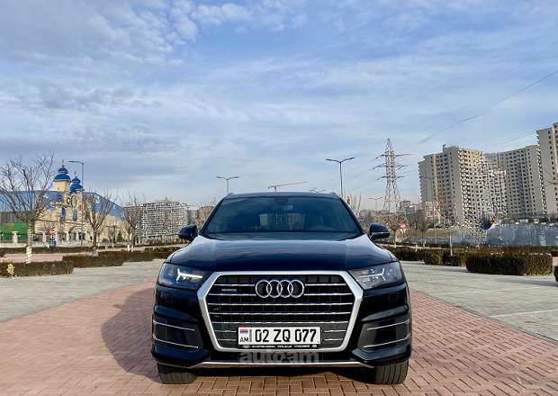 Audi Q7 2017 — фото 1
