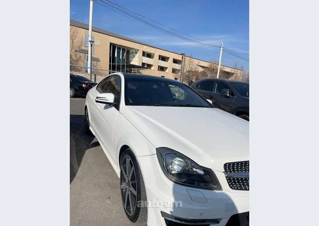 Mercedes-Benz C 250