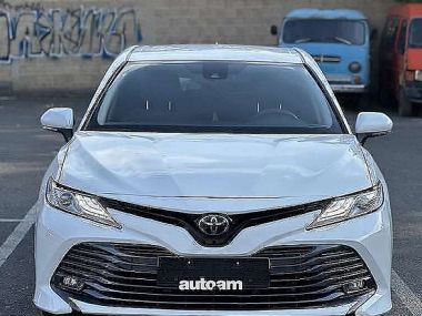 Toyota Camry  2018 