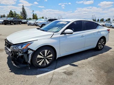 Nissan Altima  2022 