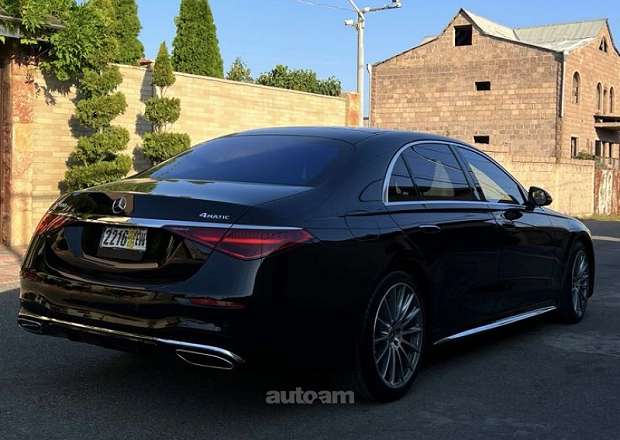 Mercedes-Benz S 500