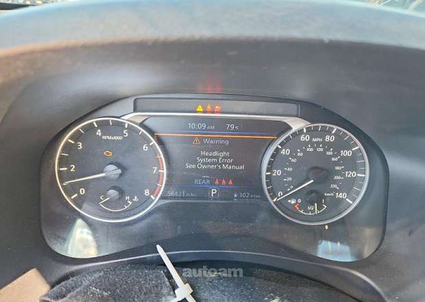 Nissan Altima