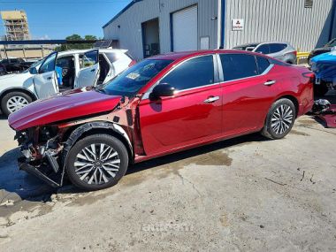 Nissan Altima  2023 