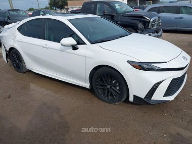 Toyota Camry  2025 