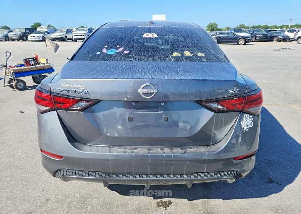 Nissan Sentra