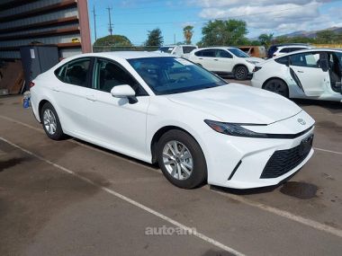 Toyota Camry  2025 