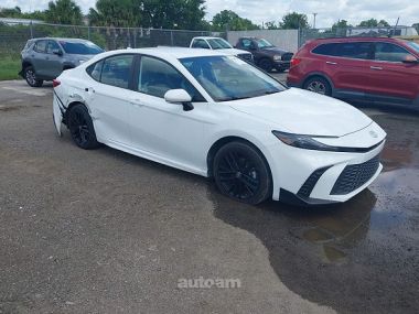 Toyota Camry  2025 