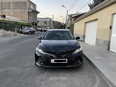 Toyota Camry  2018 