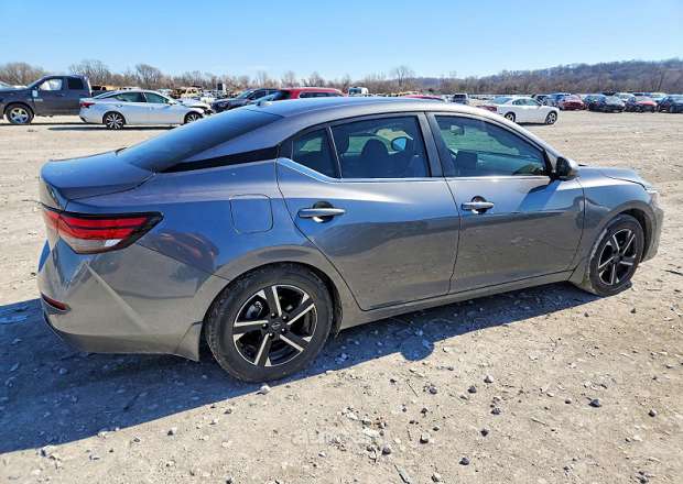 Nissan Sentra