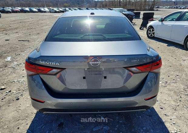 Nissan Sentra
