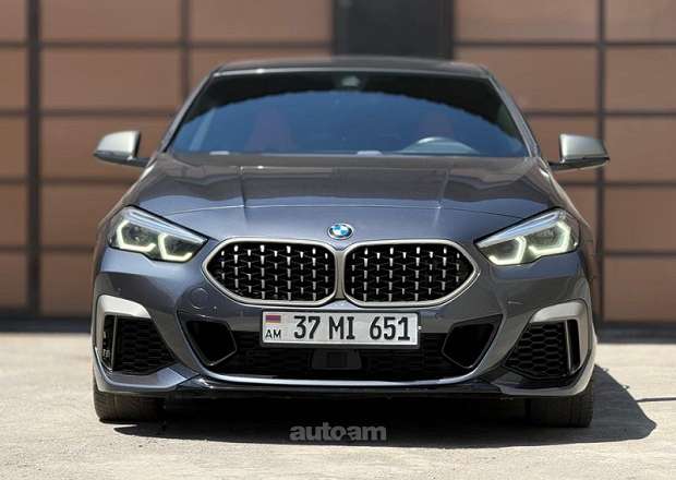BMW 235