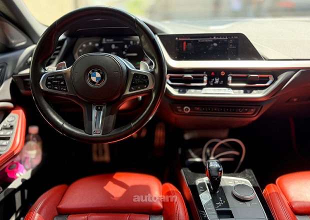 BMW 235