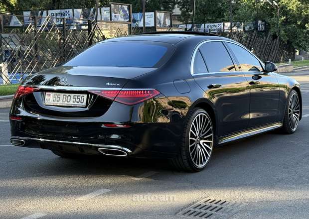 Mercedes-Benz S 500