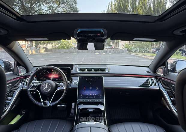 Mercedes-Benz S 500