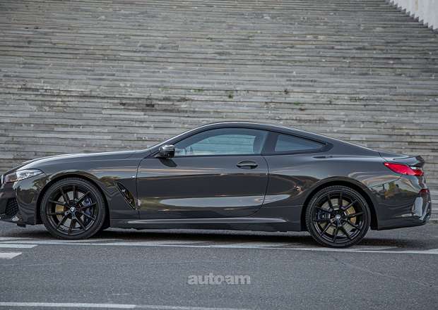 BMW 840