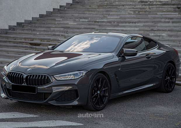 BMW 840