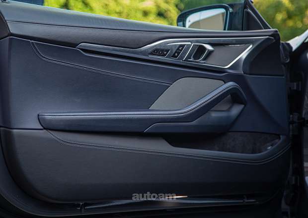 BMW 840