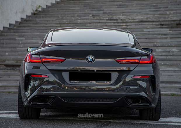BMW 840