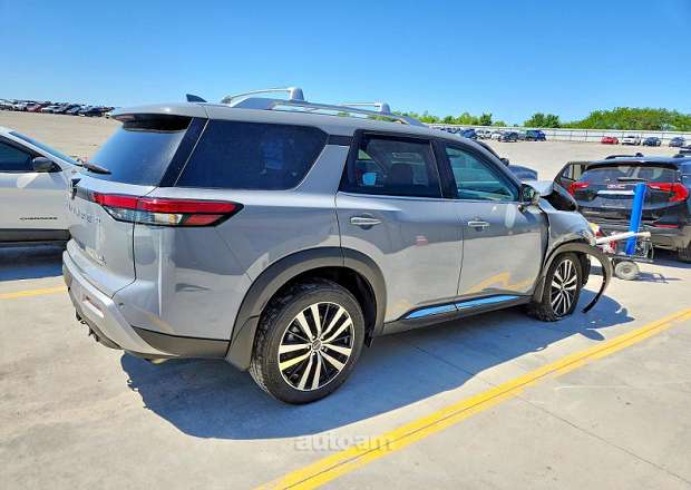 Nissan Pathfinder
