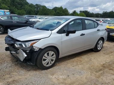 Nissan Versa  2024 