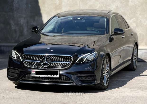 Mercedes-Benz E 200