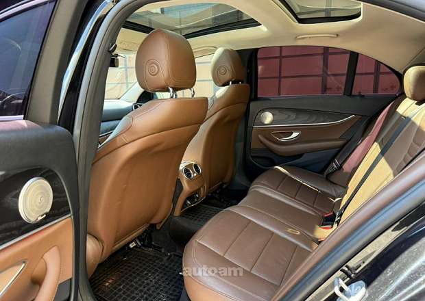 Mercedes-Benz E 200