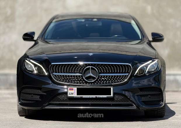 Mercedes-Benz E 200