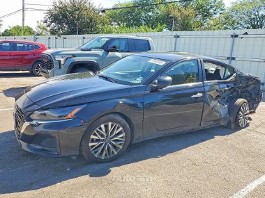 Nissan Altima  2025 