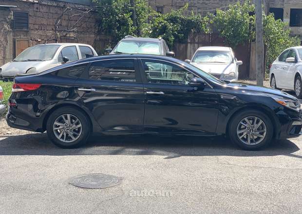 Kia Optima 2019 — լուսանկար 5