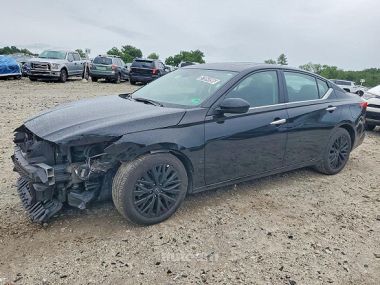 Nissan Altima  2025 