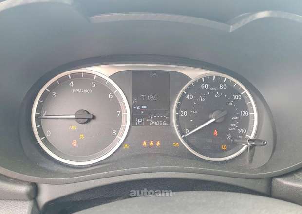 Nissan Versa