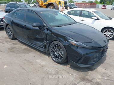 Toyota Camry  2025 
