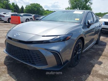 Toyota Camry  2025 
