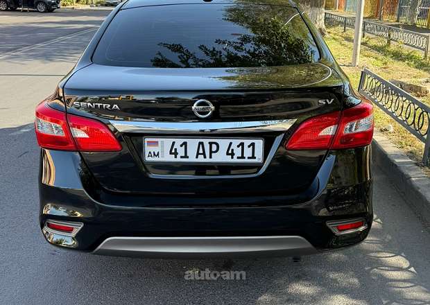 Nissan Sentra 2017 — լուսանկար 2